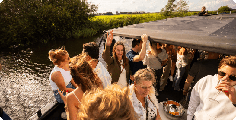 teamuitje op het water friesland