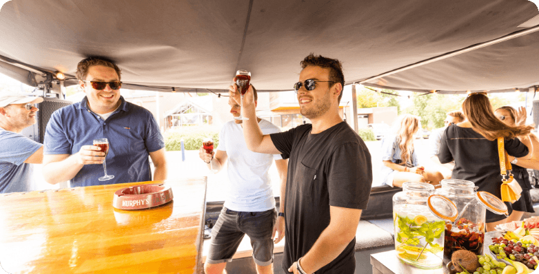 teamuitje op het water inclusief catering